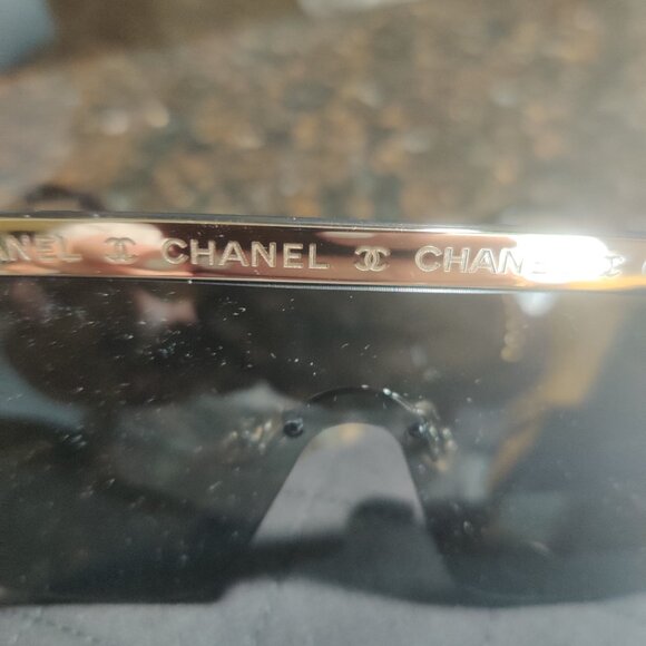 CHANEL 2025 Shield sunglasses New - Picture 3 of 8